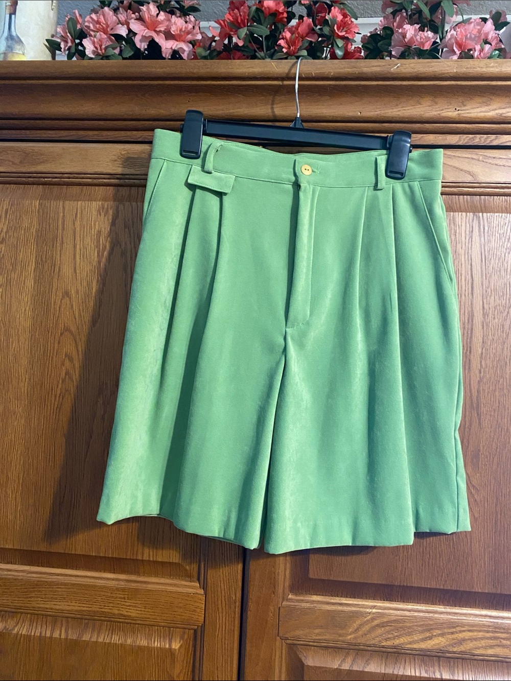 David Paul New York Tailored Bright Lime Green High-Waist Bermuda Shorts